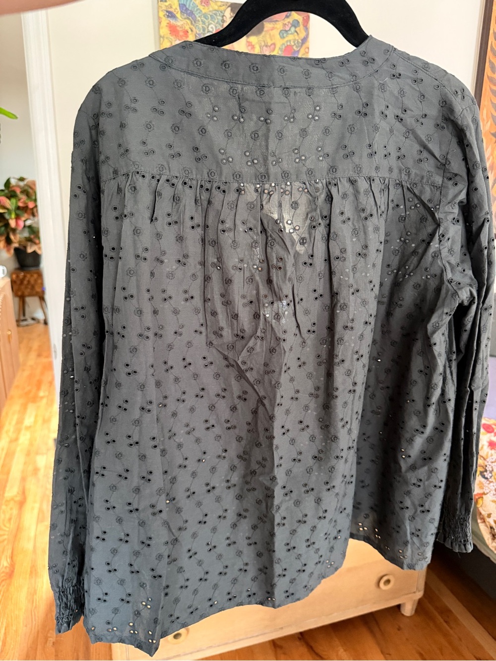 Natural Life "Dara" Charcoal Gray Boho Eyelet Peasant Blouse | Size L NWT - Picture 7 of 7